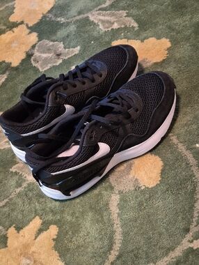 Nike Black and White Athletic Sneakers